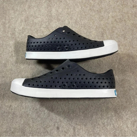Native Jefferson Black White Slip On Comfort Water Shoes Unisex Mens 5 Womens 7 - Picture 9 of 13